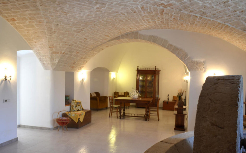 Others 5, Agriturismo Antonelli Piangevino, Bari