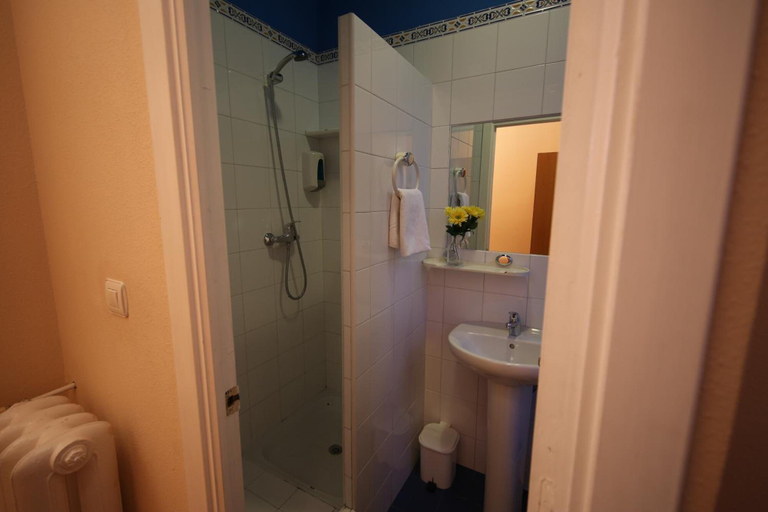Bathroom 2, Alda Centro León, León