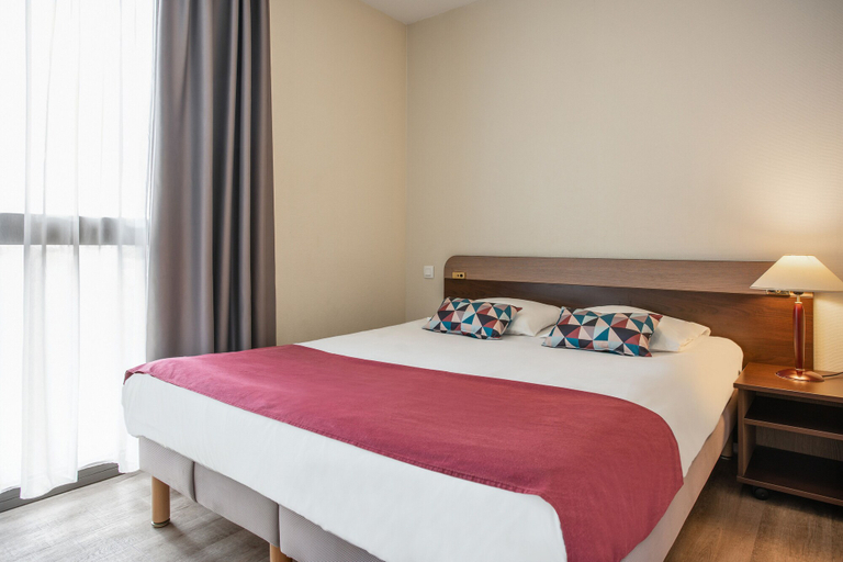 Bedroom 3, Appart'City Classic Nîmes Centre, Gard