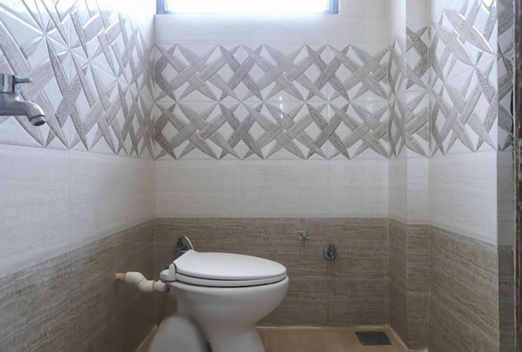 Bathroom 4, Hotel Paris Residency, Mumbai City