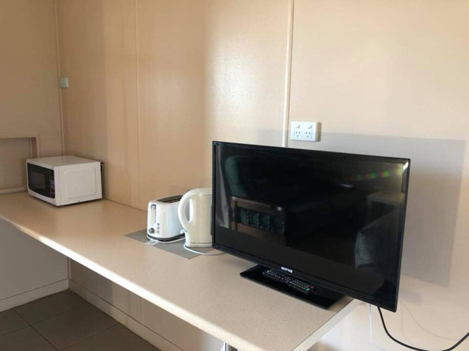 Others 5, Childers Budget Accommodation, Isis