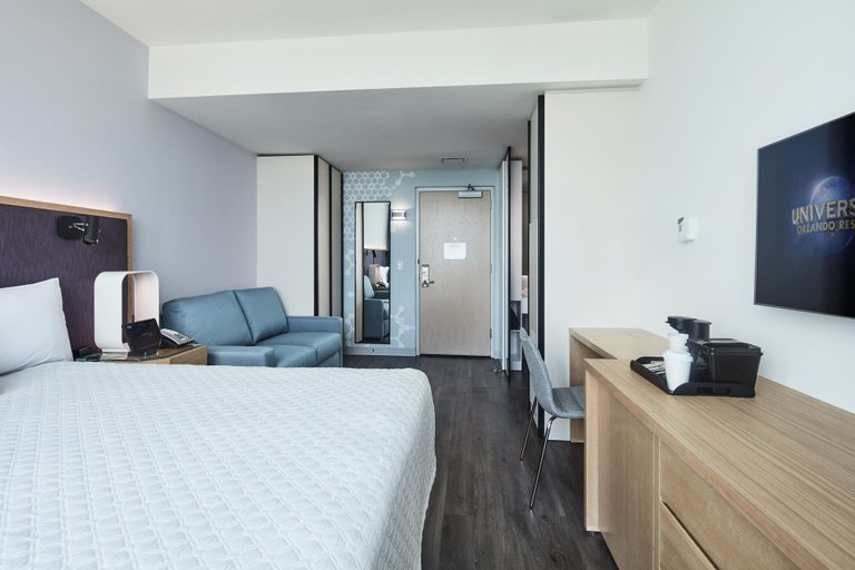Bedroom 3, Universal's Aventura Hotel, Orange