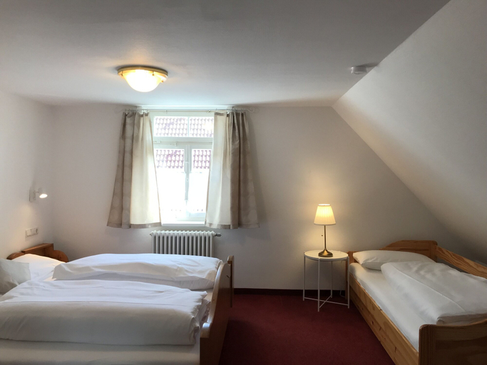 Bedroom 4, Hotel Hohe Schule, Göppingen