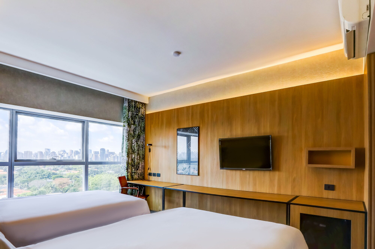 Bedroom 26