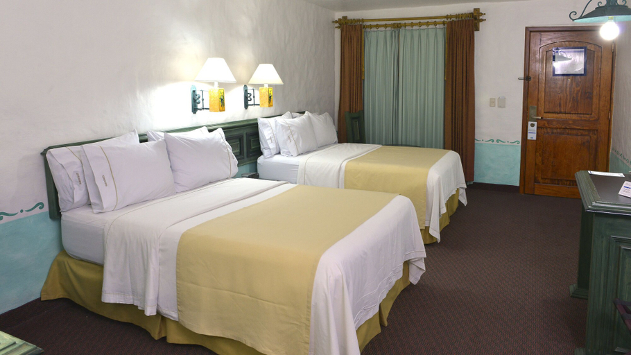 Bedroom 4, Holiday Inn Express MORELIA by IHG, Morelia