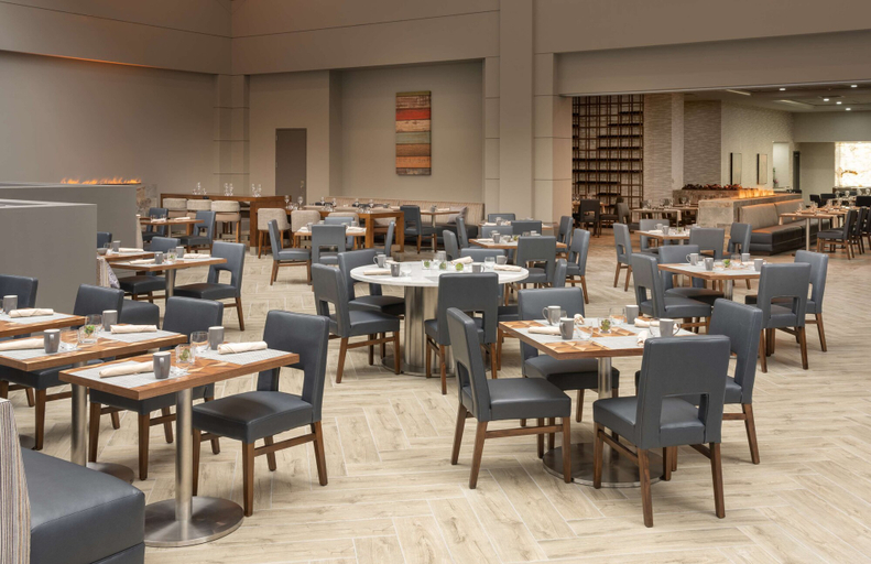 Food & Drinks 5, Hilton Houston North, Houston