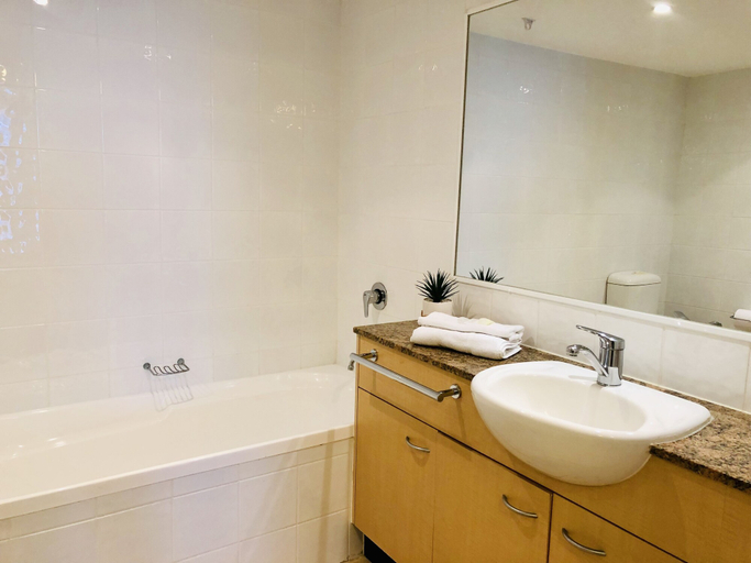 Bathroom 5, Kirra Beach Apartments, Gold Coast
