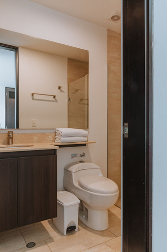 Bathroom 3, Travelers Rio Verde Living Suites, Rionegro