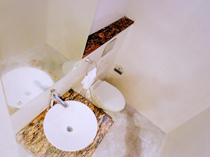 Bathroom 5, Hotel Serene Palace, South Andaman