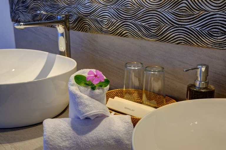 Bathroom 4, Wide Sands Beach Retreat, Jembrana
