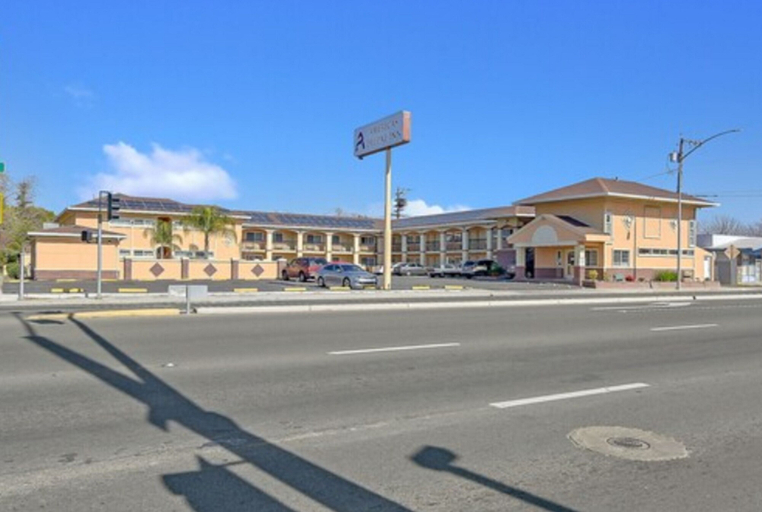 Exterior & Views 2, America's Deluxe Inn, Yuba