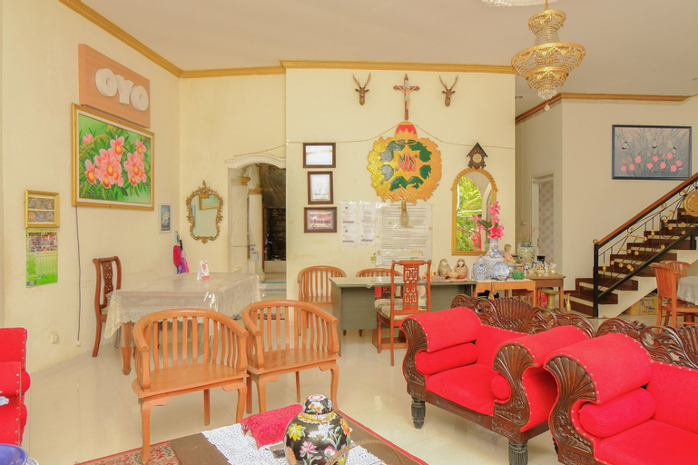 Public Area 3, OYO 414 Loji Rejo Guest House, Malang