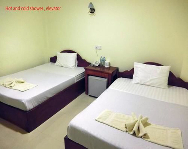 Bedroom 2, First Hotel, Svay Pao