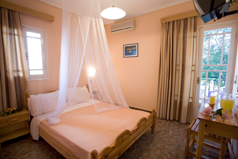 Bedroom 3, Pension Filoxenia, Ionian Islands