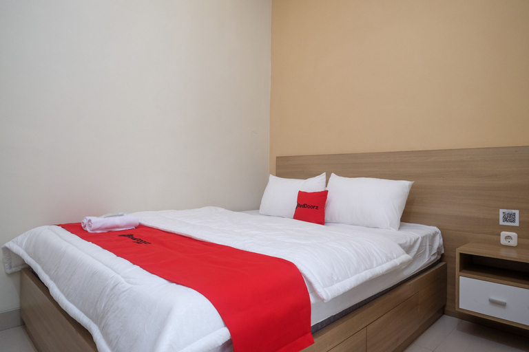 Bedroom 8