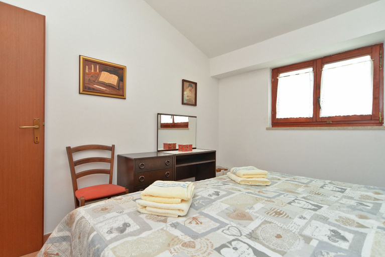 Bedroom 2, Apartment 522, Pula