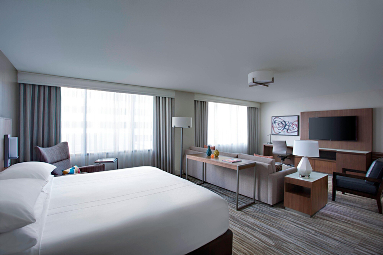 Bedroom 4, Houston Marriott Medical Center/Museum District, Harris