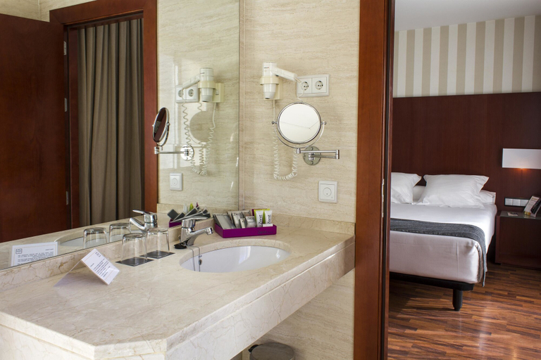 Bathroom 4, Hotel Zenit Malaga, Málaga
