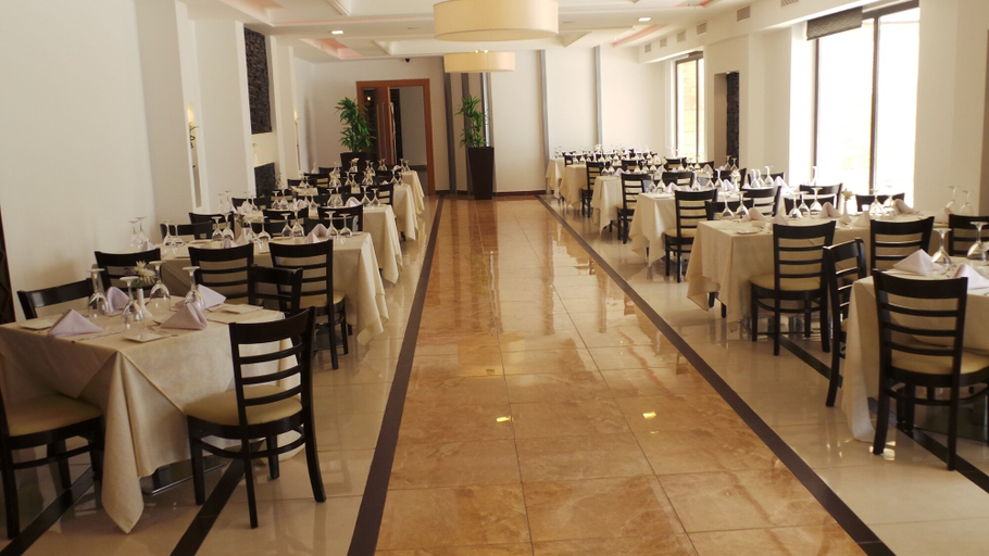 Food & Drinks 5, Amman Airport Hotel, Jizeh