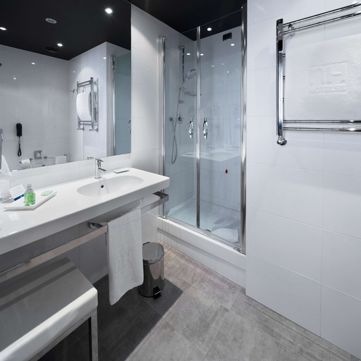 Bathroom 4, NH Milano Fiera, Milano