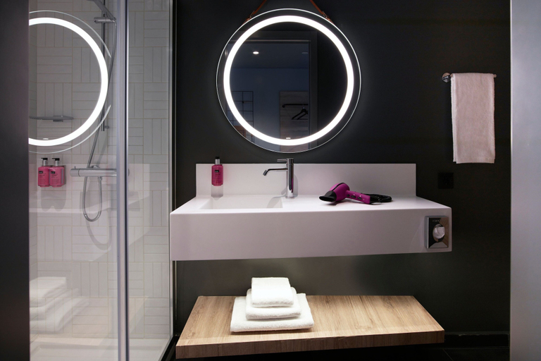 Bathroom 5, Moxy Athens City, Attica