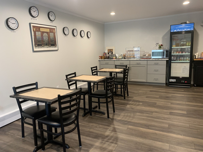 Food & Drinks 5, Vinehurst Inn And Suites, Steuben