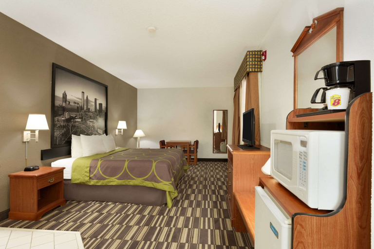 Bedroom 5, Super 8 by Wyndham Chatsworth/Dalton, Murray
