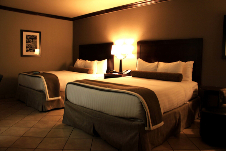 Bedroom 3, Best Western Plus Raton Hotel, Colfax