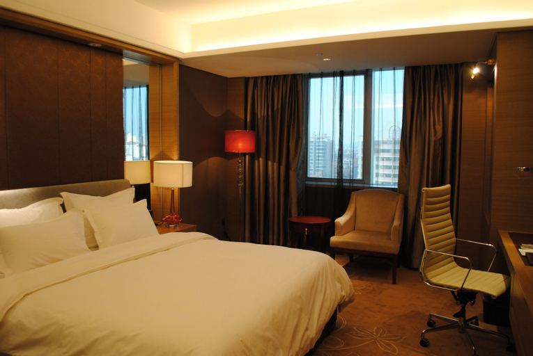 Bedroom 28