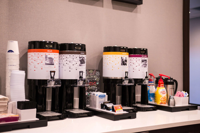 Food & Drinks 5, Hampton Inn & Suites Olympia Lacey, Thurston