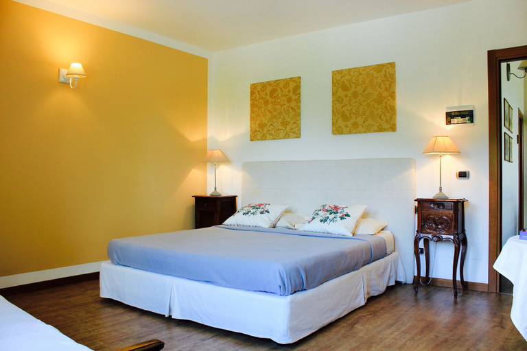 Bedroom 4, Cascina Castagneto, Asti