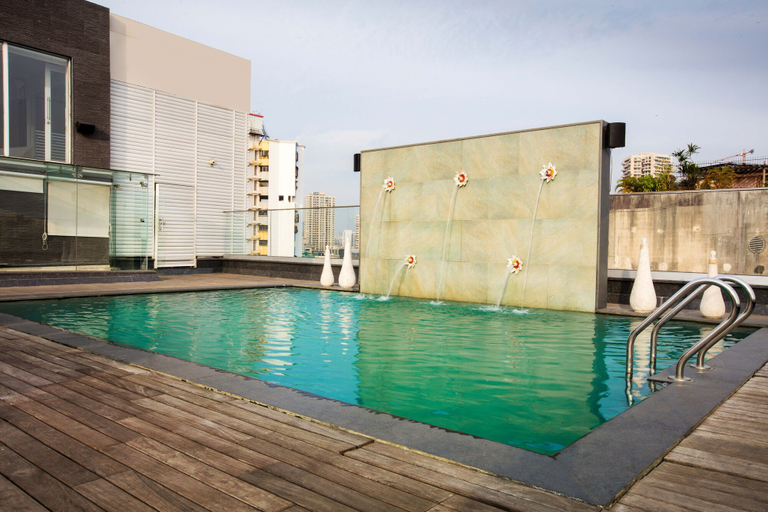 Sport & Beauty 2, The Empresa Hotel, Mumbai Suburban