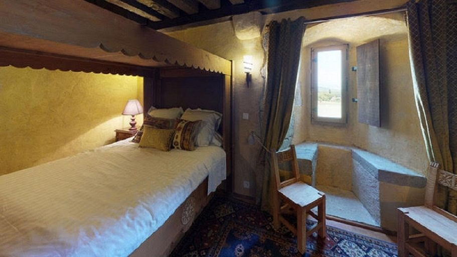 Bedroom 2, Château d'Avully, Haute-Savoie