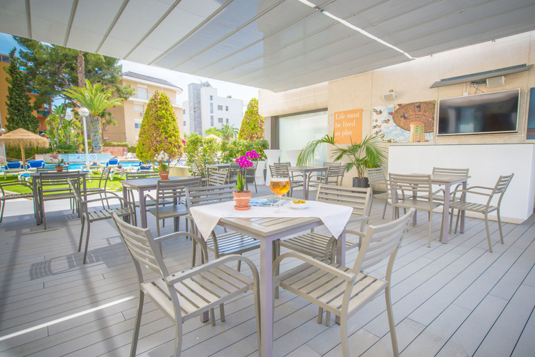 Food & Drinks 5, Atenea Park - Suites Apartments, Barcelona