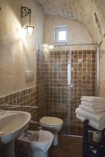 Bathroom 3, Agriturismo Antonelli Piangevino, Bari