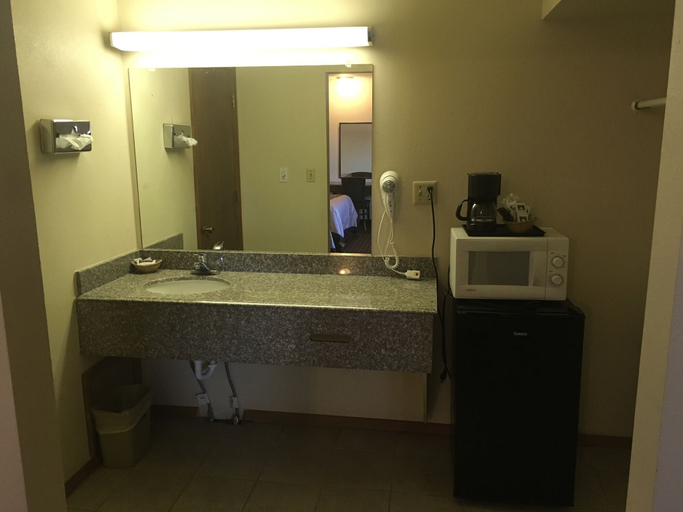 Bathroom 4, Budget Inn La Fonda Motel, Seward