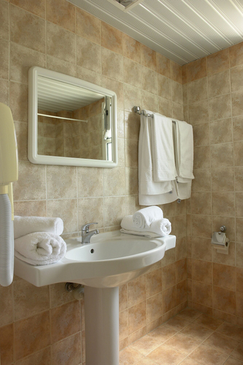 Bathroom, Alkion Hotel, Central Macedonia