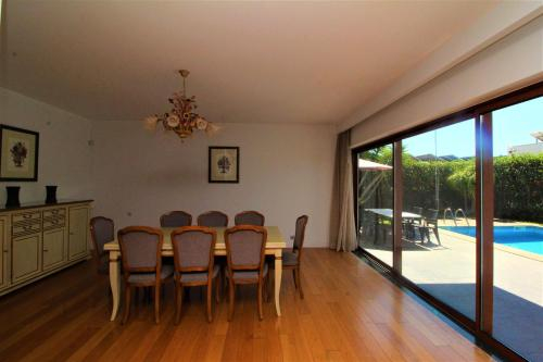 Facilities 5, Villa Victoria With Private Heated Pool, Funchal