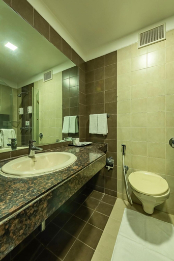 Bathroom 3, Southernstar Hassan, Hassan