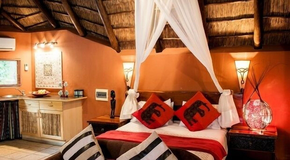 Bedroom 2, Manzini Swazi King Chalets, Ehlanzeni