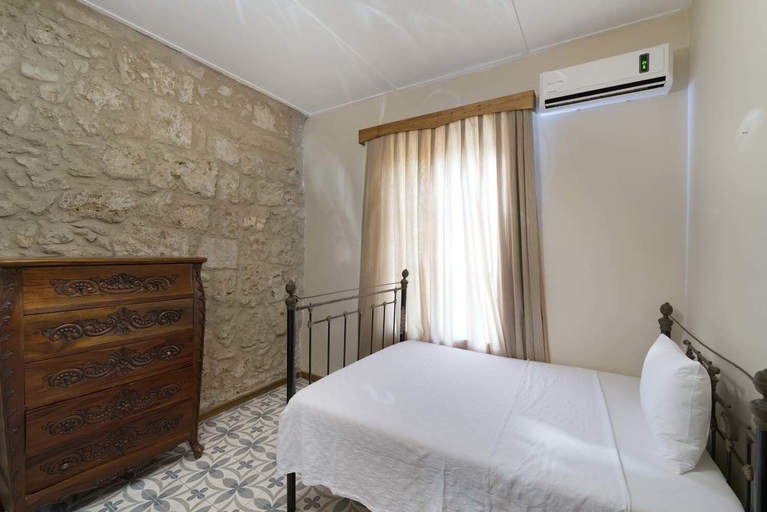 Bedroom 3, Villa Stone House by Amy Villas