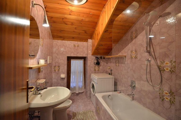 Bathroom 4, Casa Faè - Piano Terra, Trento