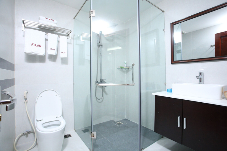 Bathroom 4, Atlas Hotel & Apartment, Ho Chi Minh City
