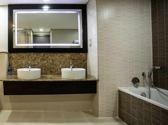 Bathroom 5, Mövenpick Hotel Ikoyi Lagos, Eti-Osa