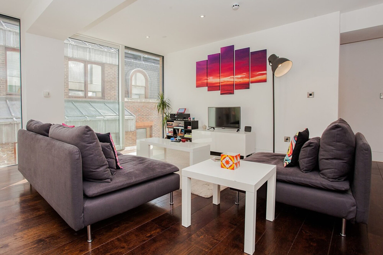 Others 3, Exquisite 2 Bedroom Apartment In Bank, London