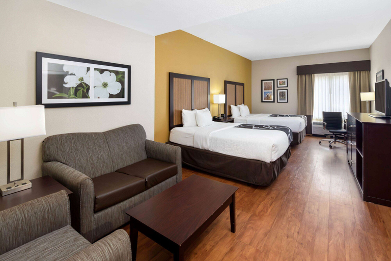 Bedroom 4, La Quinta Inn & Suites by Wyndham LaGrange / I-85, Troup