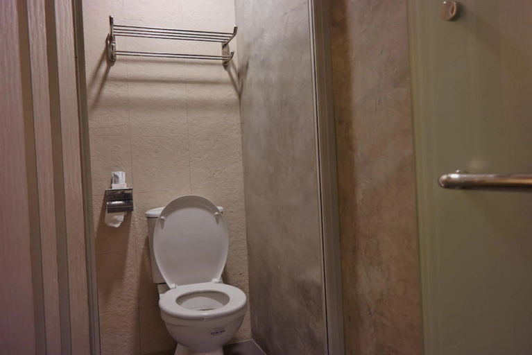 Bathroom 4, Summer Oscar Boutique Hotel Subang Jaya, Subang Jaya