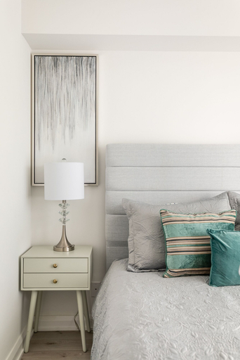 Bedroom 2, Charming Yorkville Condos, Toronto