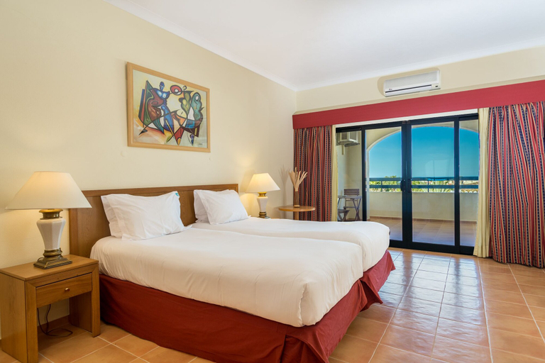 Bedroom 3, Mirachoro Carvoeiro, Lagoa