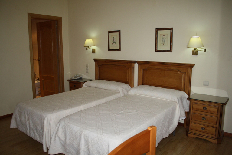 Bedroom 2, Hotel Mar de Aragón, Zaragoza